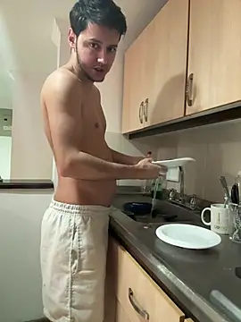 Snapshot of RicoValen chatting on February 22, 2026, 1:30 am RicoValen online show from February 22, 2026, 1:30 am