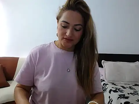 ximenaxcite19 online show from December 4, 2025, 1:21 pm