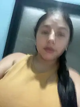 Emily milk 1 online show from April 16, 2026, 3:07 am