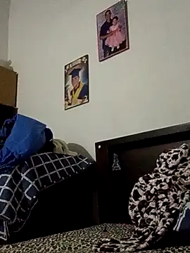 Snapshot of DelusoryCobnut chatting on November 30, 2025, 9:10 am DelusoryCobnut online show from November 30, 2025, 9:10 am