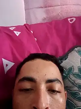 Snapshot of DelusoryCobnut chatting on November 26, 2025, 5:13 pm DelusoryCobnut online show from November 26, 2025, 5:13 pm