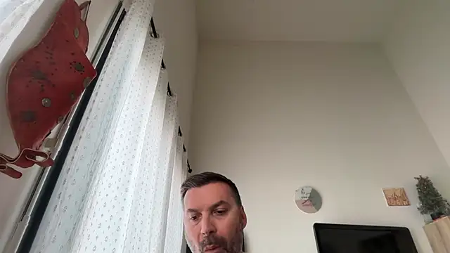 coolsmith81 online show from May 22, 2026, 7:06 am