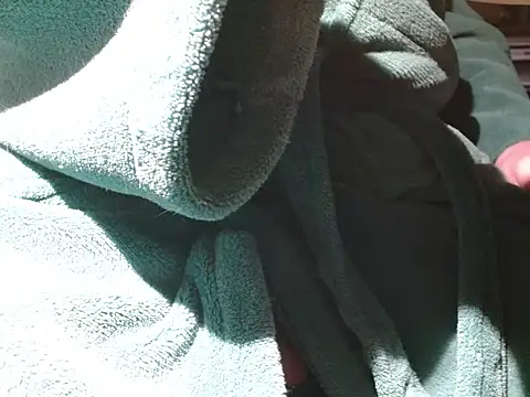 your tipie online show from December 4, 2025, 8:19 pm