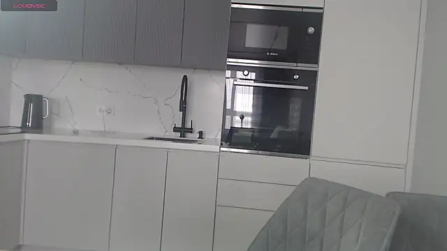 Snapshot of Miss_KissKiss7 chatting on March 3, 2026, 5:14 am Miss KissKiss7 online show from March 3, 2026, 5:14 am