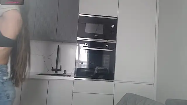 Snapshot of Miss_KissKiss7 chatting on February 21, 2026, 6:15 am Miss KissKiss7 online show from February 21, 2026, 6:15 am