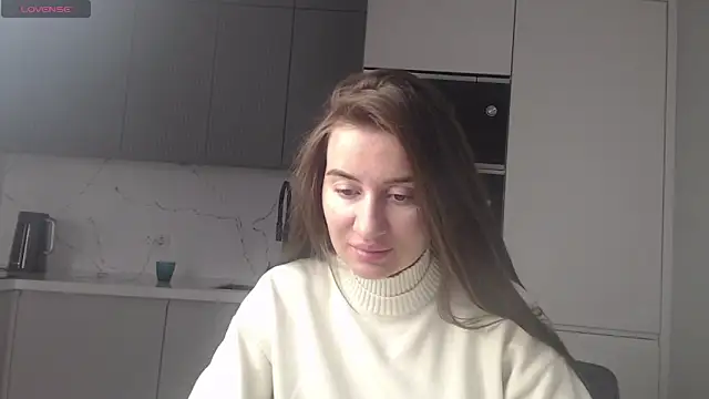 Snapshot of Miss_KissKiss7 chatting on February 7, 2026, 6:10 am Miss KissKiss7 online show from February 7, 2026, 6:10 am