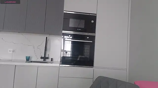 Snapshot of Miss_KissKiss7 chatting on February 25, 2026, 7:08 am Miss KissKiss7 online show from February 25, 2026, 7:08 am