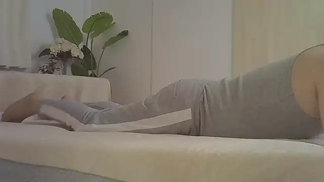 kyono-iyashi online show from December 20, 2025, 2:31 pm