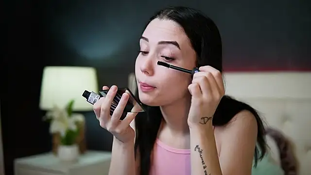 JosieLili online show from January 14, 2026, 6:55 pm