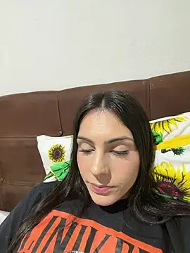 ivytransex online show from January 6, 2026, 6:39 am