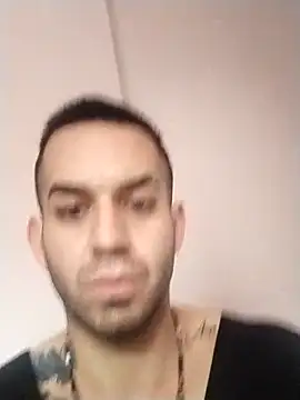 hazarcannn online show from November 28, 2025, 1:33 pm