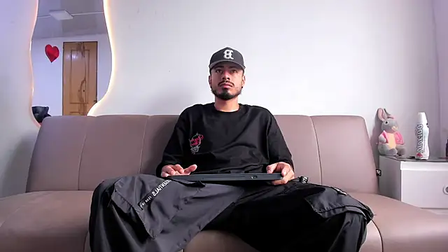 MatthewCullen online show from March 23, 2026, 8:41 pm