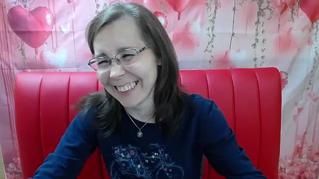 Snapshot of DaisyEdit chatting on April 16, 2026, 11:22 am DaisyEdit online show from April 16, 2026, 11:22 am