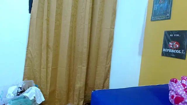 thecatsweet833 online show from December 2, 2025, 6:53 pm