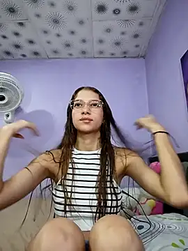 Vanneskk online show from December 14, 2025, 2:22 pm