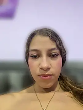 Vanneskk online show from April 12, 2026, 7:39 pm