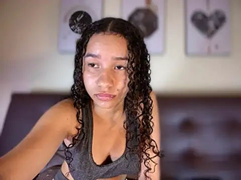 Snapshot of ZoeyFierce chatting on July 16, 2026, 6:38 pm ZoeyFierce online show from July 16, 2026, 6:38 pm