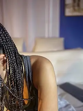 Snapshot of ZoeyFierce chatting on May 13, 2026, 5:31 pm ZoeyFierce online show from May 13, 2026, 5:31 pm
