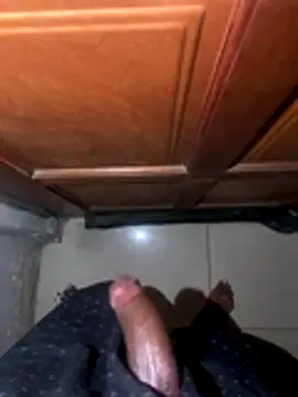 Snapshot of mfanawantwela chatting on November 26, 2025, 10:21 pm mfanawantwela online show from November 26, 2025, 10:21 pm