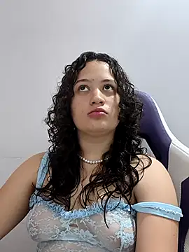 Alana 444 online show from August 5, 2026, 3:00 am