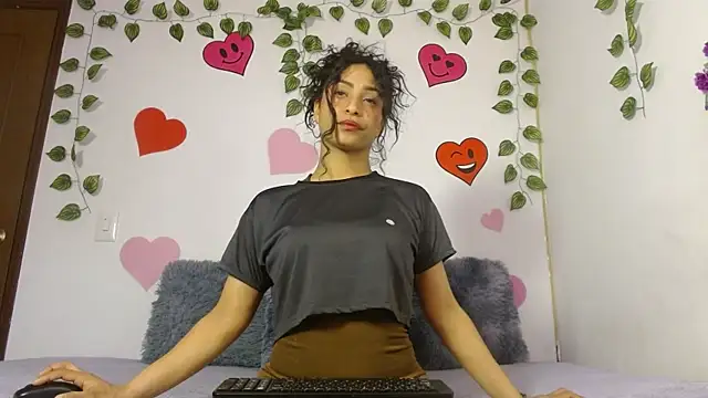 MarillynMorgan online show from June 12, 2026, 4:16 pm