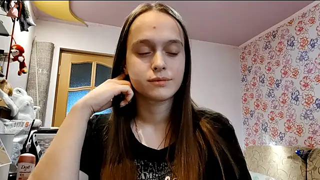 SophieHazely online show from December 23, 2025, 2:00 am