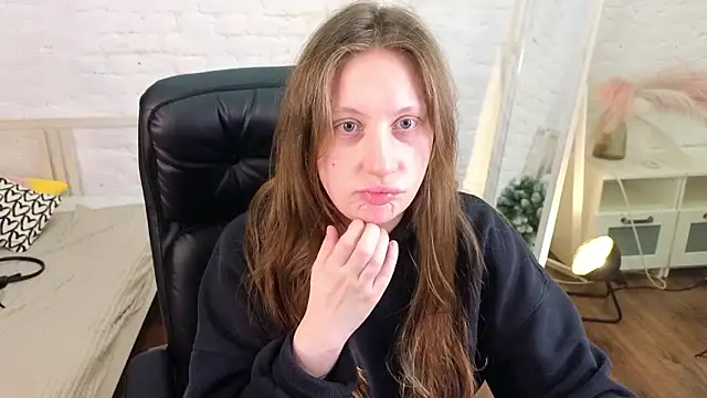 Helga vibe online show from February 8, 2026, 4:54 am