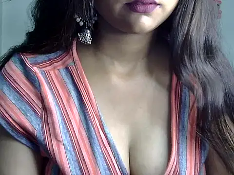 cute rohani1 online show from July 16, 2026, 5:10 pm