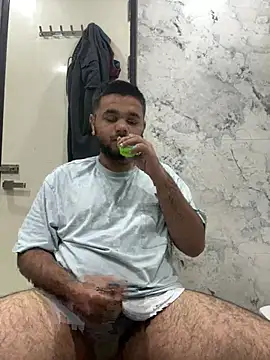 Snapshot of Noavacado_ chatting on February 8, 2026, 11:19 am Noavacado online show from February 8, 2026, 11:19 am