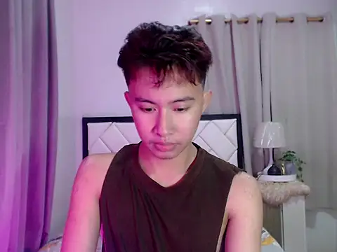 asiantwink0000 online show from February 20, 2026, 12:07 pm