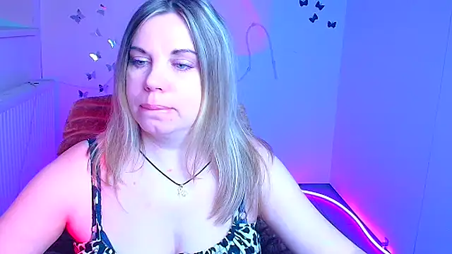 Amanda Swannn online show from April 5, 2026, 5:58 am