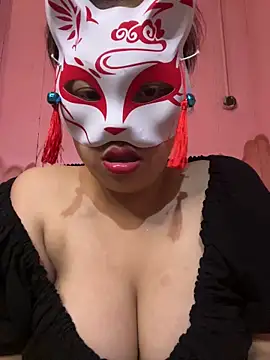 Julia Sari00 online show from December 5, 2025, 7:01 pm