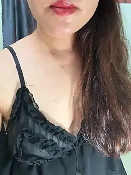 Snapshot of light_wei chatting on May 23, 2026, 3:33 pm light wei online show from May 23, 2026, 3:33 pm