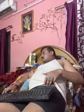 Saxymood1111 online show from April 22, 2026, 6:47 pm