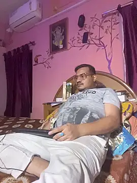 Saxymood1111 online show from March 29, 2026, 5:47 pm