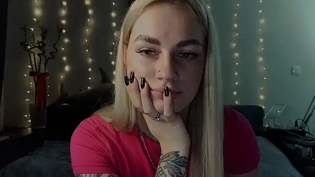 Whitehex666 online show from November 27, 2025, 3:45 pm