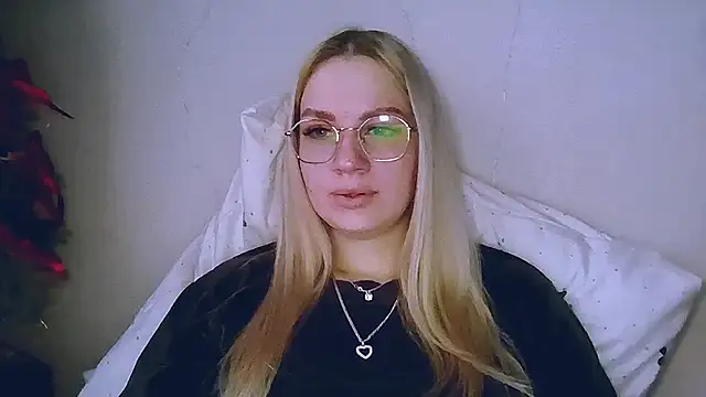 Whitehex666 online show from January 11, 2026, 8:10 am