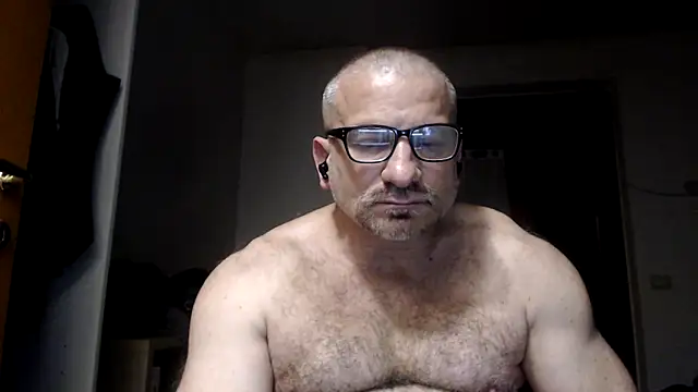 Snapshot of Mauro7788 chatting on April 28, 2026, 2:27 am Mauro7788 online show from April 28, 2026, 2:27 am