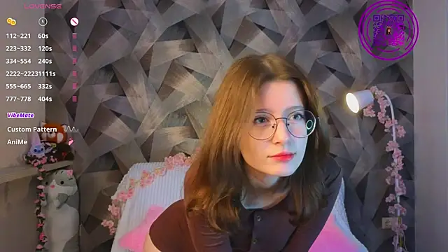 MonnaNoir online show from December 1, 2025, 4:08 pm