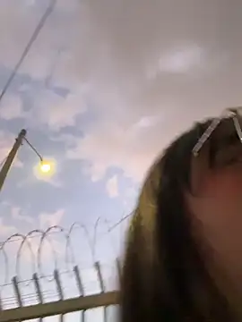 Mia fiire online show from December 13, 2025, 8:04 pm