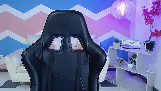 Snapshot of zahira1 chatting on February 16, 2026, 8:18 pm zahira1 online show from February 16, 2026, 8:18 pm