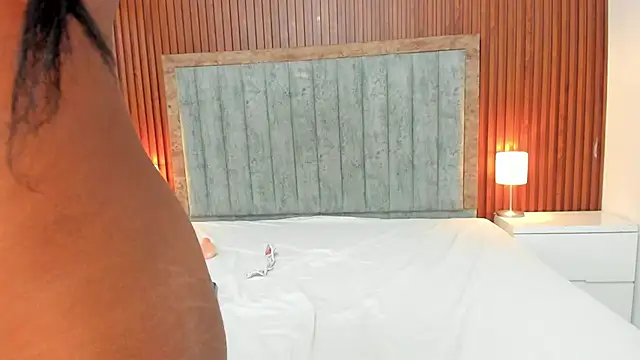 Bella Gracee  online show from January 8, 2026, 11:33 pm