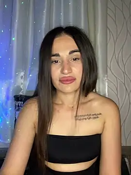 Snapshot of MonikaSi chatting on May 11, 2026, 5:21 pm MonikaSi online show from May 11, 2026, 5:21 pm