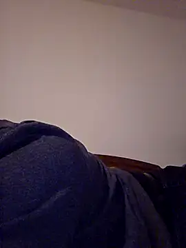 Twinky2007 online show from December 5, 2025, 8:50 pm