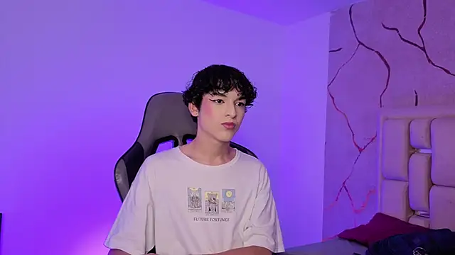 Snapshot of SthepanodiMonaco chatting on February 14, 2026, 8:31 pm SthepanodiMonaco online show from February 14, 2026, 8:31 pm