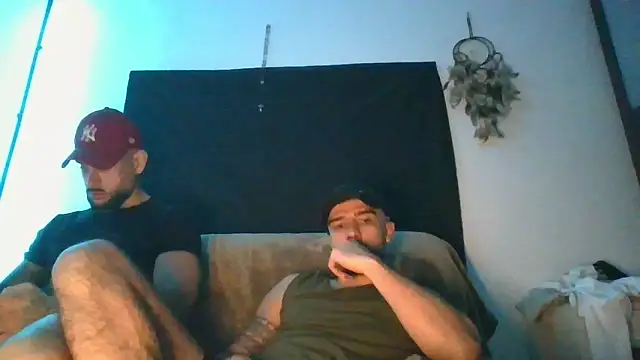 lorenzoca9897 online show from January 9, 2026, 7:54 pm