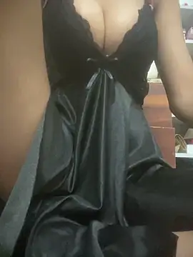 Namratajainn online show from April 8, 2026, 7:37 pm