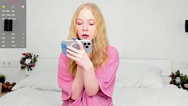 GhisllaineWestler online show from January 13, 2026, 4:27 am