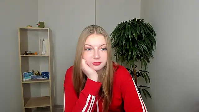 VerllineUrquidez online show from November 29, 2025, 8:58 am