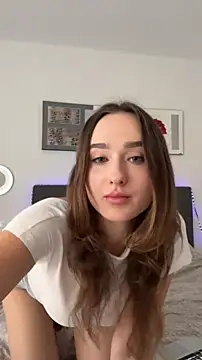 Snapshot of Bozhena chatting on December 5, 2025, 4:38 pm Bozhena online show from December 5, 2025, 4:38 pm